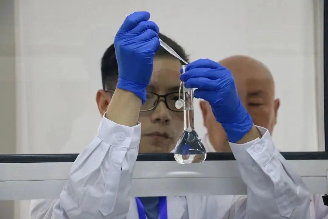 新聞簡(jiǎn)訊丨弘揚(yáng)大國工匠精神 爭(zhēng)當(dāng)農(nóng)藥檢測(cè)尖兵